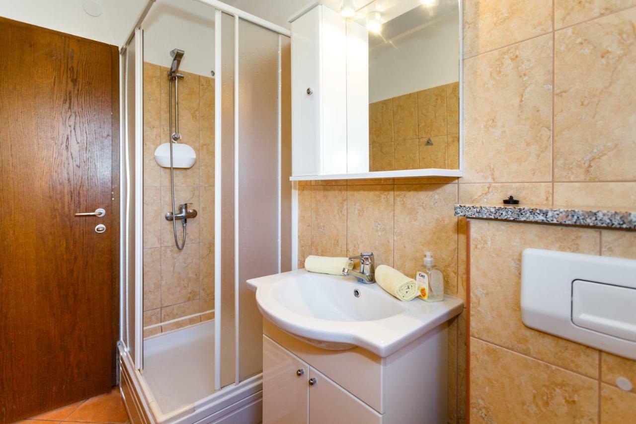 Apartment Anton Кърк Екстериор снимка