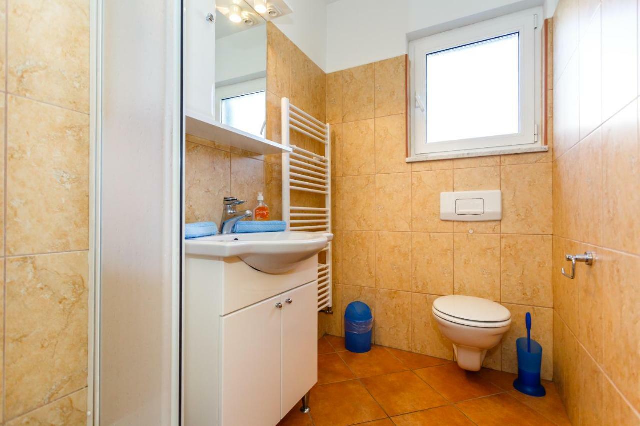 Apartment Anton Кърк Екстериор снимка
